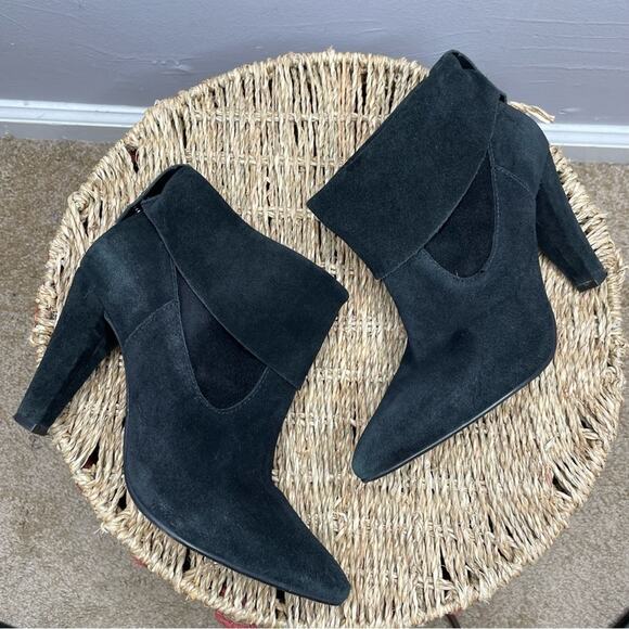 SCHUTZ Slouchy Booties Womens Size 8 Black Suede Heeled Boots Staple Classy Chic - Picture 2 of 10
